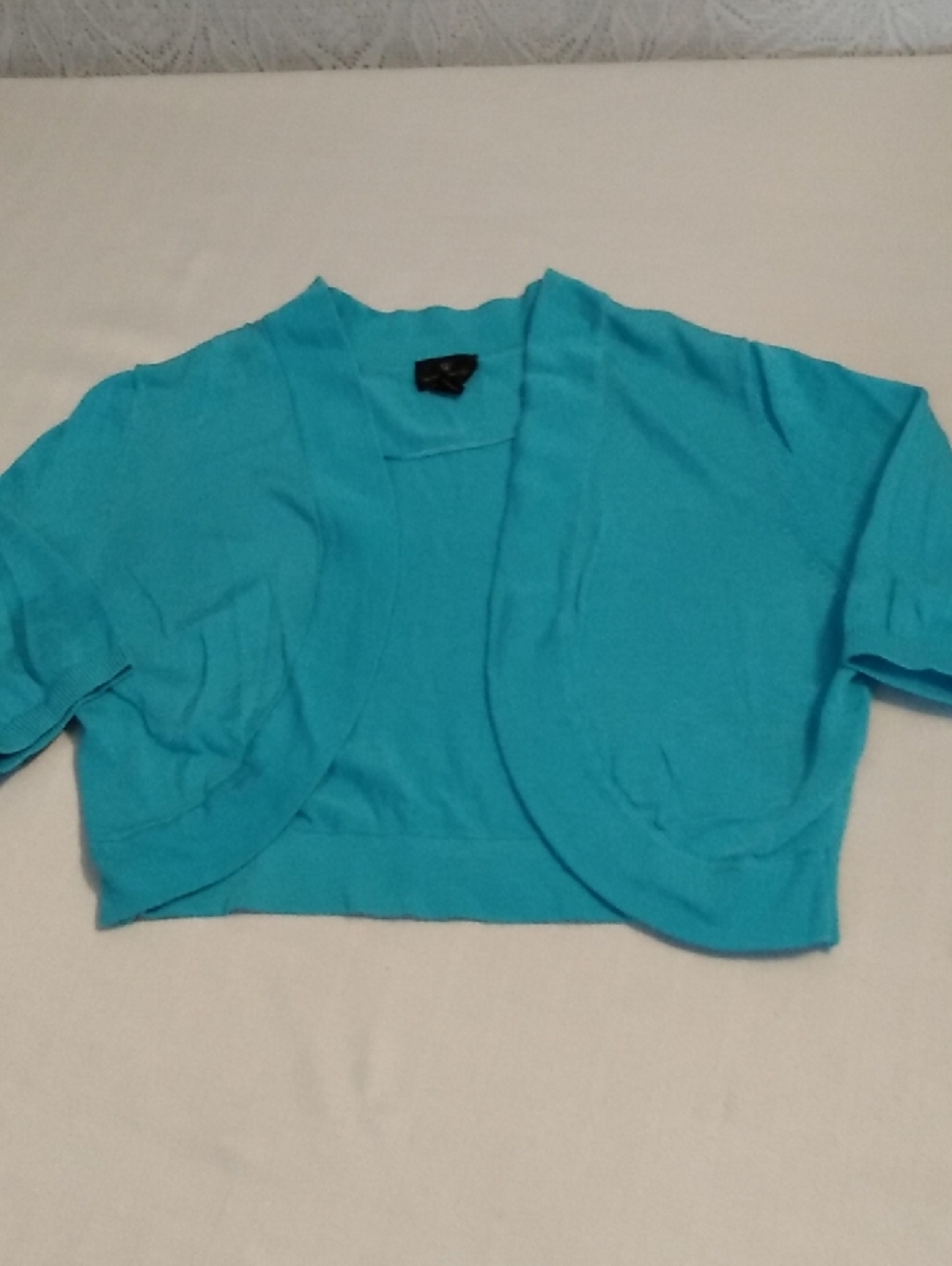 Worthington Shrug Top M